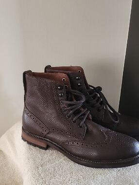 Banana Republic Dark Brown Leather Lace-Up Women's Boots